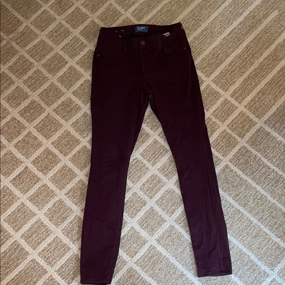 Women’s Stretch Skinny Jeans in Deep Plum